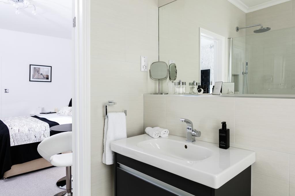 Coast B&B Bexhill-on-Sea Екстер'єр фото